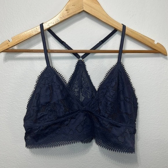 aerie Other - Aerie Blue Lace Bralette Size‎ Medium
